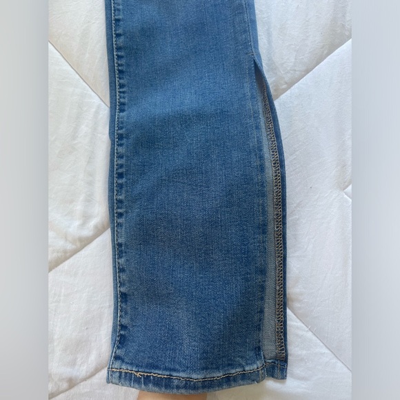 Brand new Levi’s jeans with open leg - Picture 1 of 7